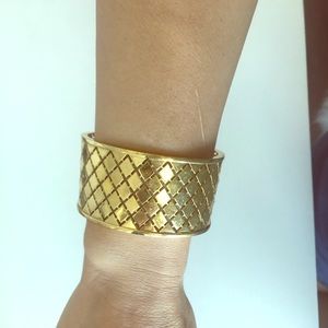 Set for $100! Rebecca Italy cross-weave cuff gold